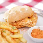 Chicken Prego Roll - Parreirinha Rapido Illovo